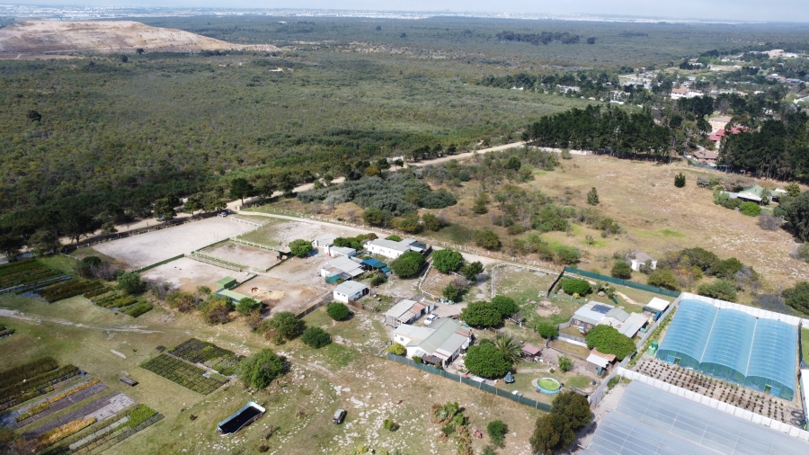 3 Bedroom Property for Sale in Cape Farms Western Cape